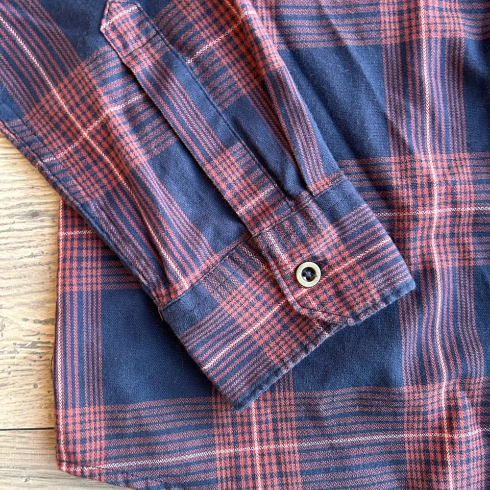Wrangler Men's Casual Plaid Shirt - Navy and Red - Picture 2 of 6